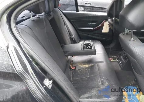 2013 BMW 328I xDrive z USA, uszkodzony, nr VIN WBA3B5C50DF593614